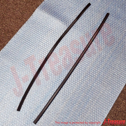 TOYOTA LAND CRUISER UZJ100 '98-07 Genuine Windshield O/S Upr & Side Moulding Set