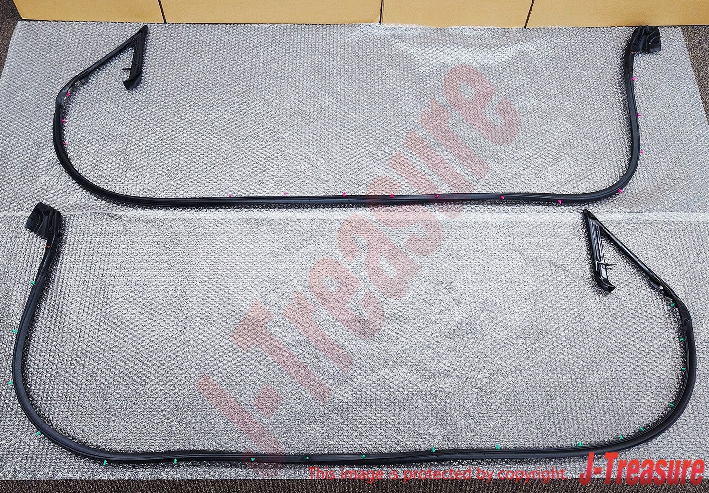 NISSAN SKYLINE GT-R BNR32 89-94 Genuine Front Door Weather Strip RH & LH set RHD