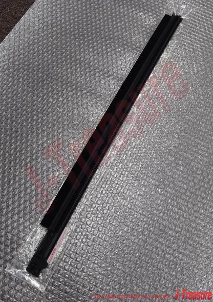 TOYOTA 4RUNNER 96-02 Genuine F/R Door Glass Outer Weatherstrip Assy RH & LH Set