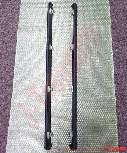 TOYOTA HARRIER LEXUS RX300 Genuine Front Door Inner Weatherstrip RH & LH Set OEM