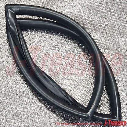 TOYOTA LAND CRUISER BJ70 Genuine Back Door Glass Weatherstrip LH 68292-90K00 OEM