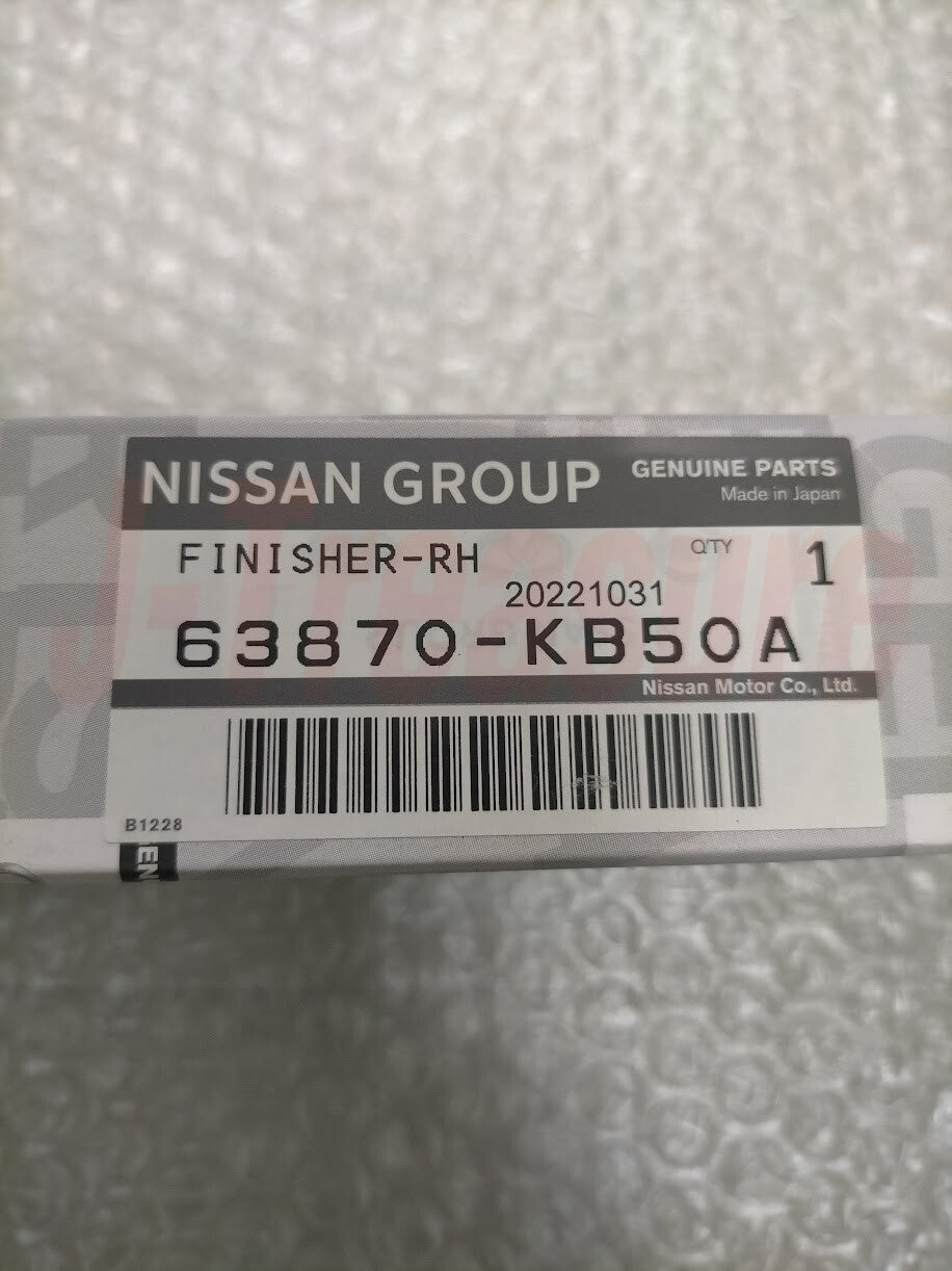 NISSAN GT-R R35 Genuine Front Side Fender Pure Emblem Silver Right Left Pair OEM