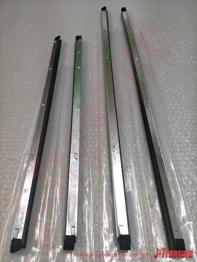 TOYOTA LAND CRUISER LX450 FZJ80 Genuine Weatherstrip Inner Front Door Glass OEM