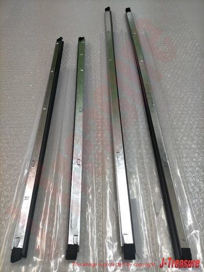 TOYOTA LAND CRUISER LX450 FZJ80 Genuine Weatherstrip Inner Front Door Glass OEM