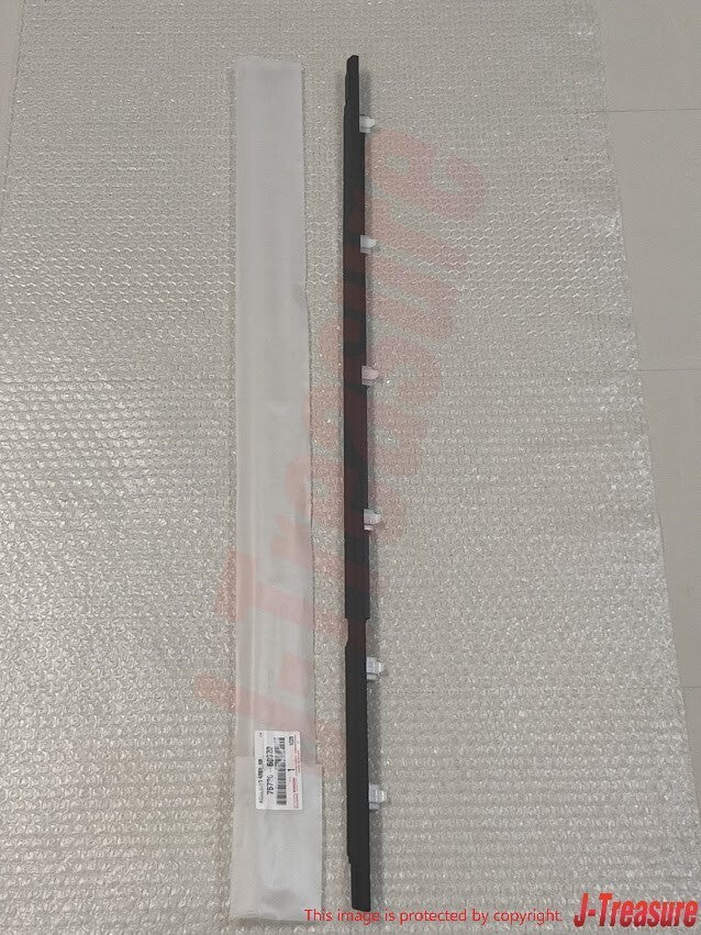 TOYOTA LAND CRUISER LEXUS 80 LX450 FZJ80 96-97 Genuine Door Belt Molding Set OEM