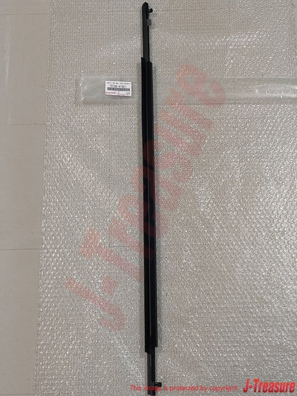 TOYOTA PRIUS 30 2010-2015 Genuine Door Belt Molding Weatherstrip Front Rear Set