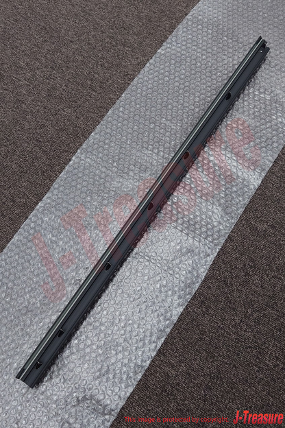 HONDA S2000 AP1  AP2 00-09 Genuine Door Inner Weatherstrip RH 72335-S2A-003 OEM