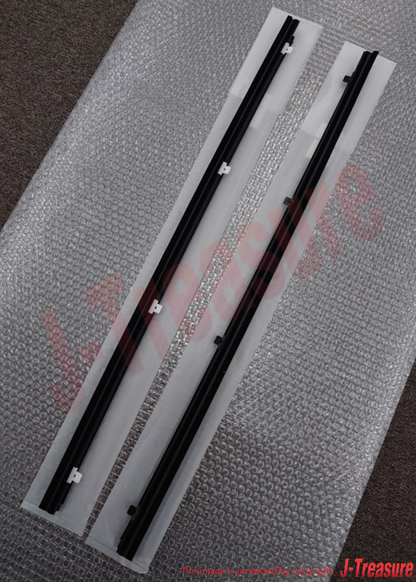 TOYOTA 4RUNNER RN80 89-95 Genuine F/Door Glass Outer Weatherstrip RH & LH Set