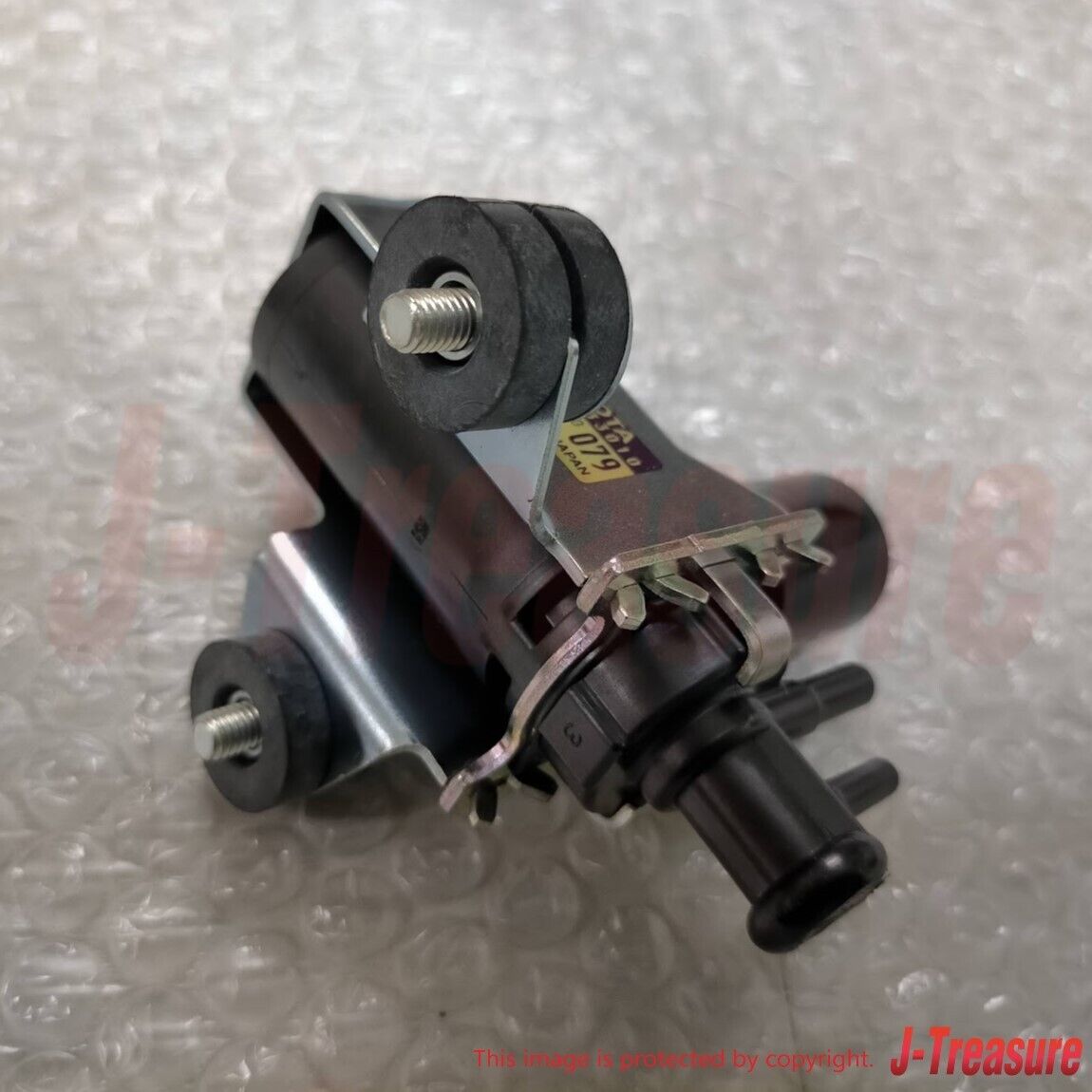 TOYOTA LAND CRUISER HDJ100 01-05 Genuine Valve Assy Vacuum Regulating 25819-3301