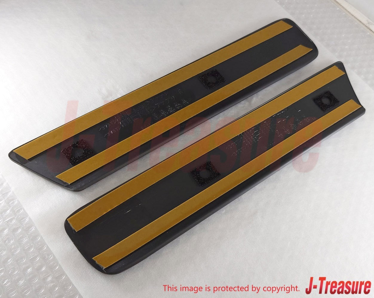 TOYOTA LAND CRUISER FZJ80 '95-04 Genuine Quarter Outside Moulding RH & LH Set
