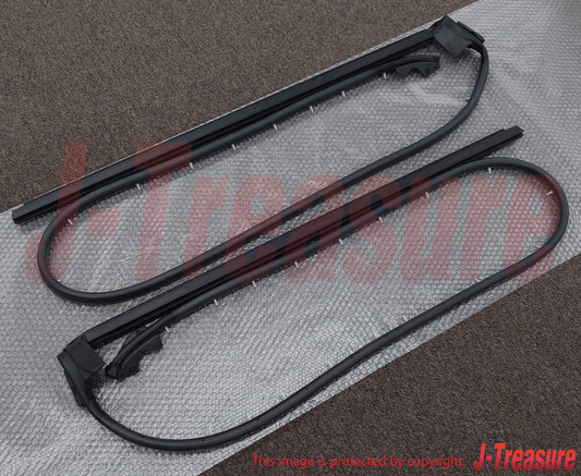 NISSAN GT-R R35 2009-2021 Genuine Front Door Weatherstrip RH & LH Set OEM