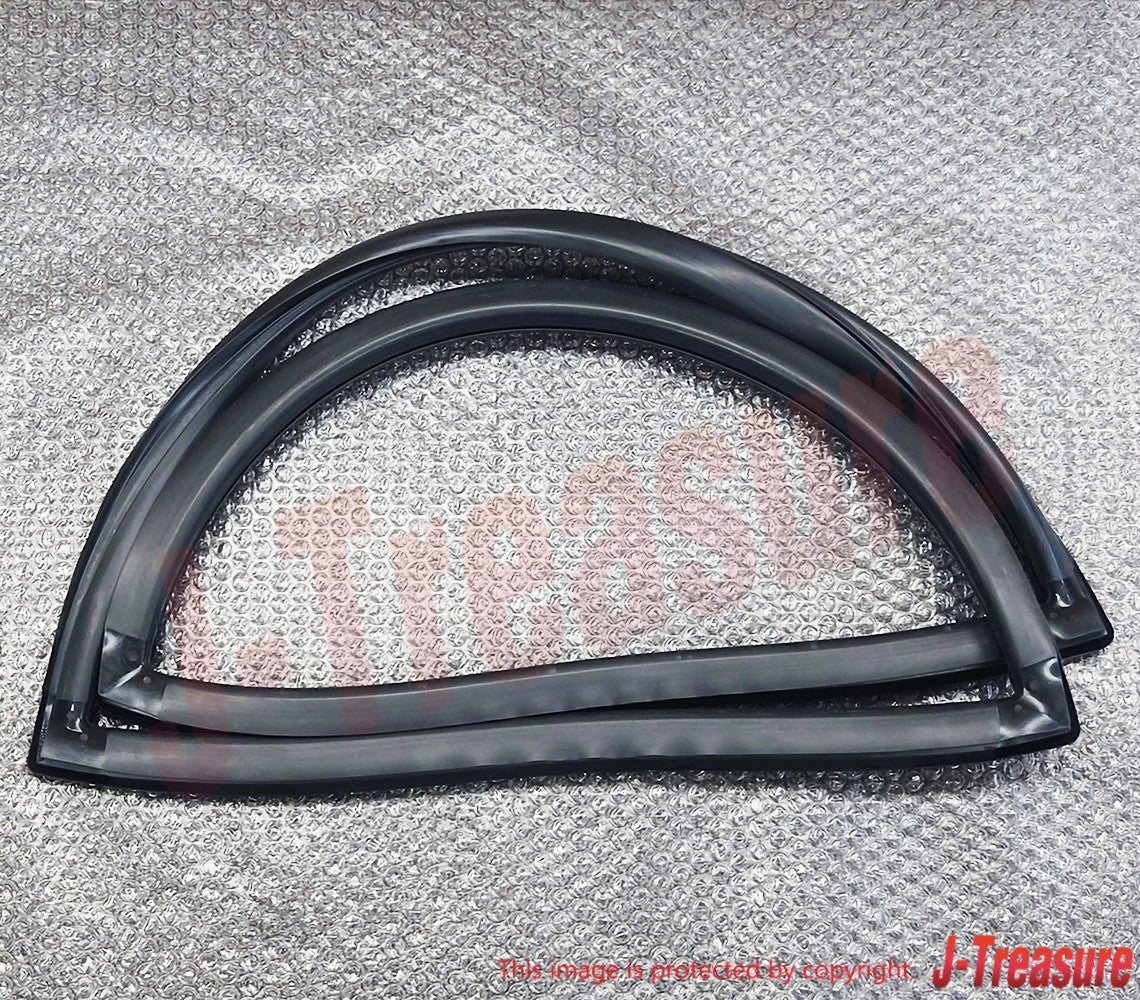 TOYOTA LAND CRUISER BJ70 Genuine Back Door Glass Weatherstrip RH 68291-90K00 OEM