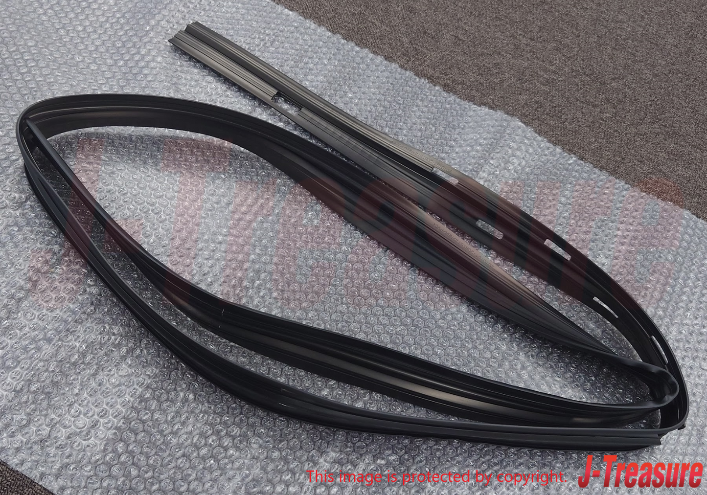 MITSUBISHI DELICA P0#W Genuine Rear Door Window Glass Runchannel RH & LH Set OEM