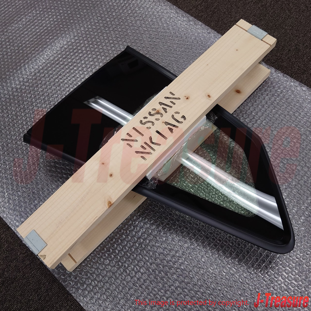 NISSAN GT-R R35 '11-23 Genuine Rear Quarter Glass Window Left 83307-KB50B OEM