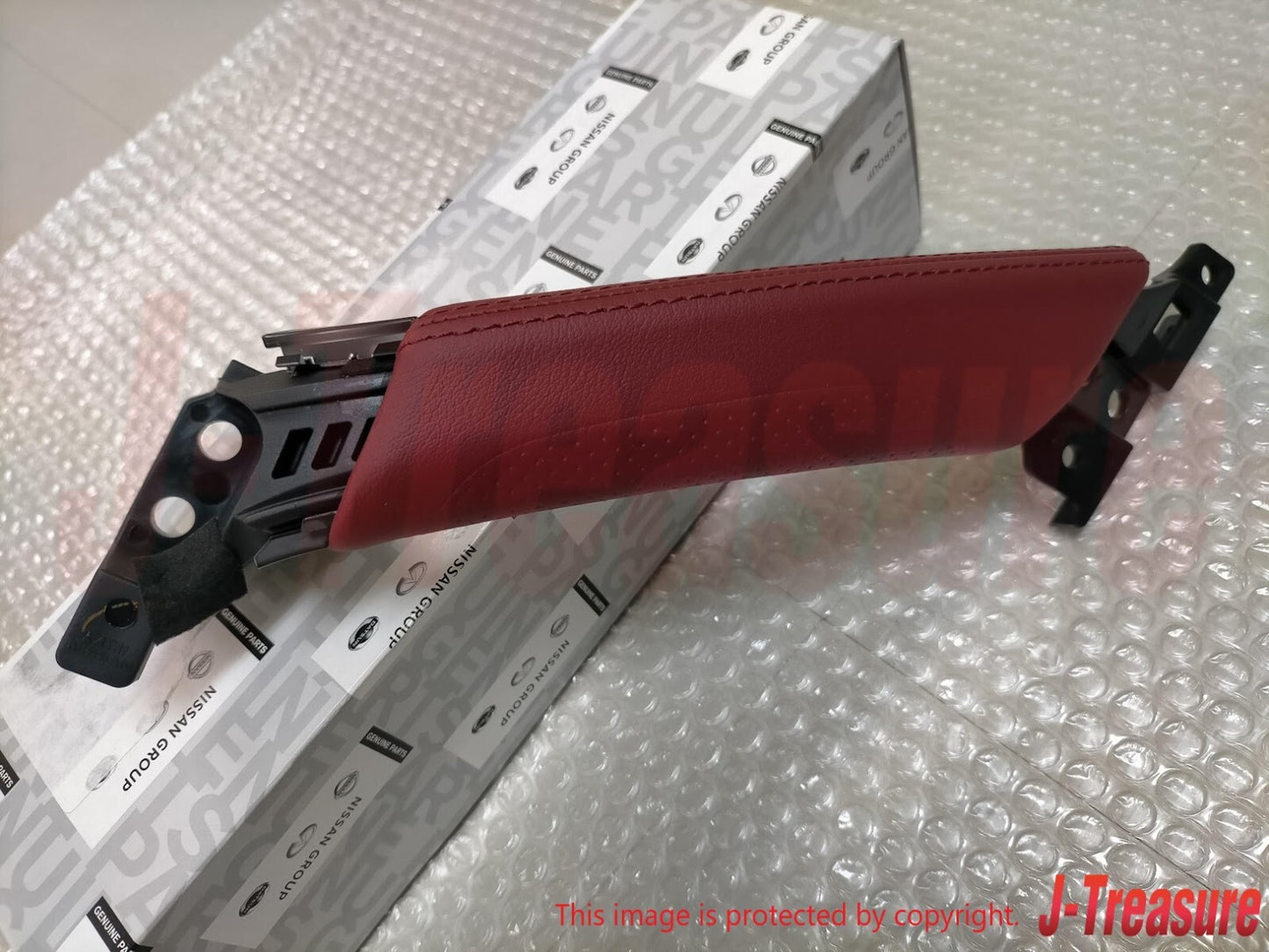NISSAN R35 GT-R Black Edition Genuine Red Leather Door Pull Handle RH & LH Set