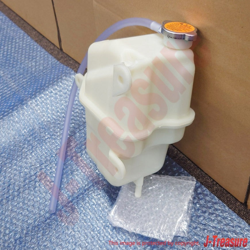MITSUBISHI SPACE GEAR PA/PB#W 94-01 Genuine Radiator Condenser Tank MB924891 OEM