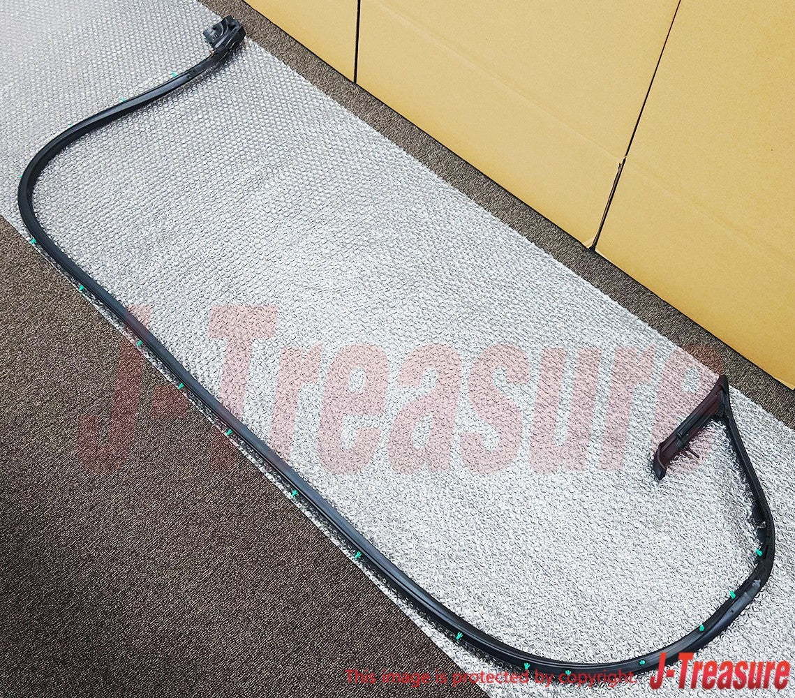 NISSAN SKYLINE GT-R BNR32 89-94 Genuine Front Door Weather Strip LH OEM RHD