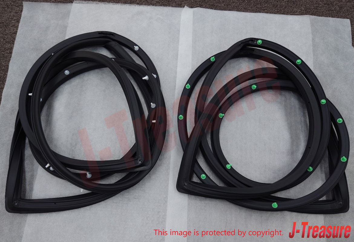 TOYOTA LAND CRUISER KZJ78 Genuine Rear Door Weatherstrip Right & Left set OEM