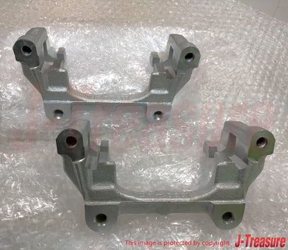 MAZDA MAZDA5 CR CW Genuine Disc Brake Caliper Bracket C2Y6-26-28XA Set of 2 OEM