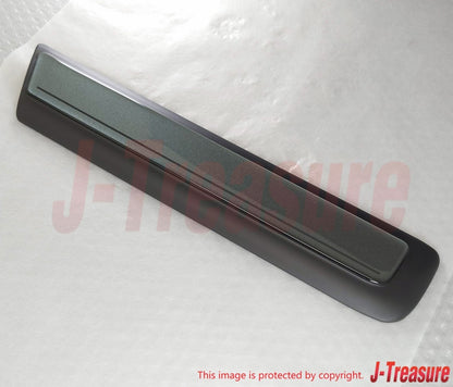 TOYOTA LAND CRUISER FZJ80 '95-04 Genuine Quarter Outside Moulding LH OEM