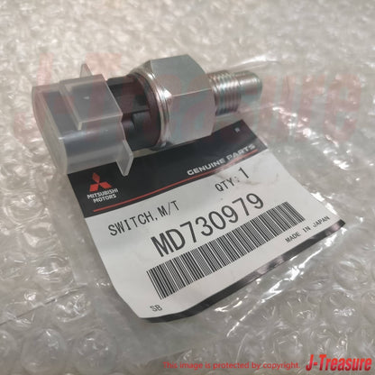 MITSUBISHI LANCER EVO 10 CZ4A Genuine Backup Reverse Light Switch & Seal Set