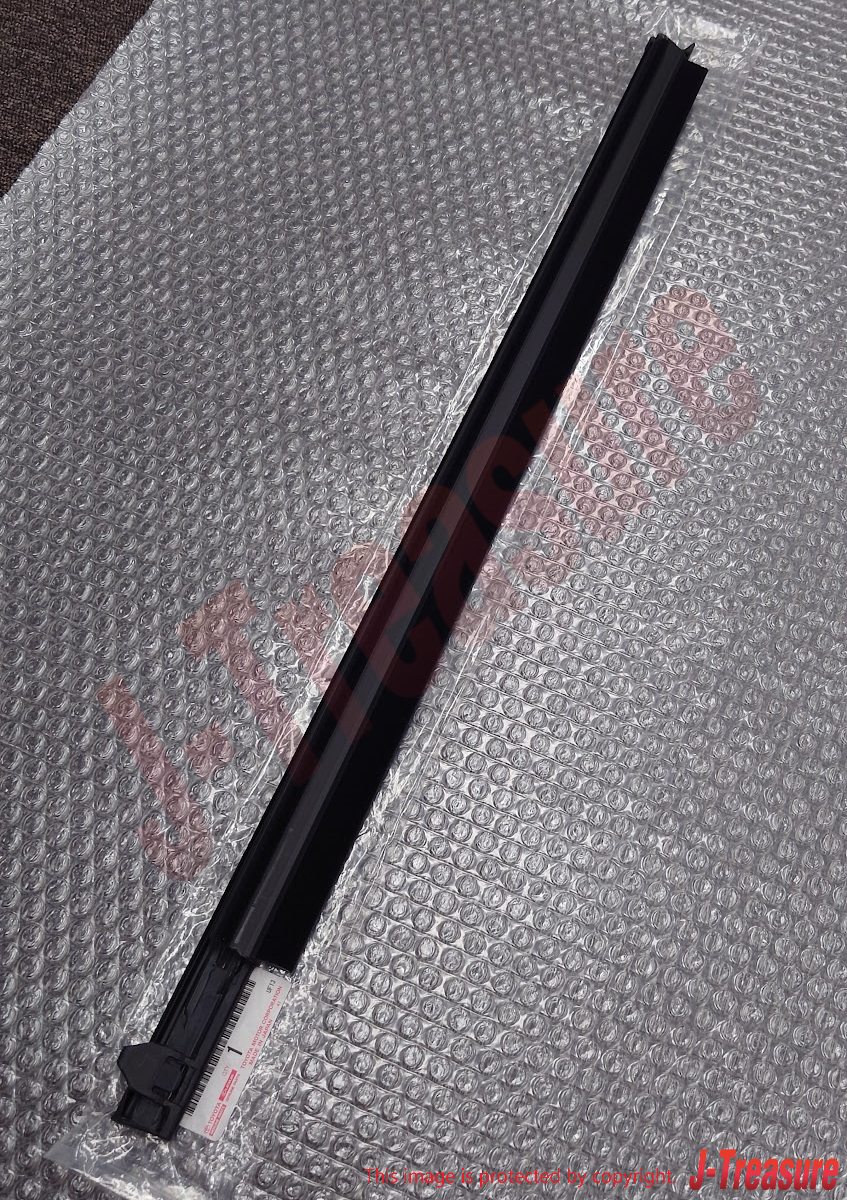 TOYOTA 4RUNNER 96-02 Genuine F/R Door Glass Outer Weatherstrip Assy RH & LH Set