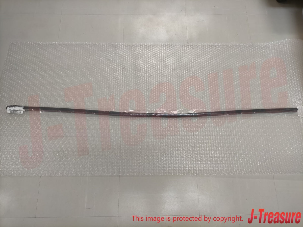 NISSAN GT-R R35 09-21 23 Genuine Front Windshield Upper Moulding 72752-JF01A OEM