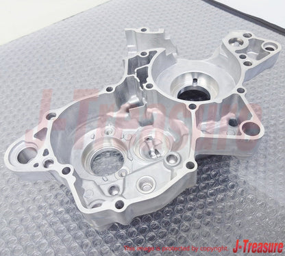 YAMAHA YZ125 2018-2022 Genuine Crankcase 1 1C3-15111-02-00 OEM