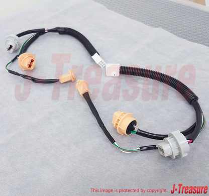 LEXUS LS430 UCF30 01-04 Genuine Rear Lamp Socket And Wire 81585-50110 R & L Set