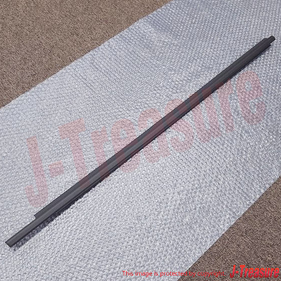 TOYOTA LAND CRUISER PRADO GRJ125 Genuine F/Door & Quarter Belt Moulding RH & LH