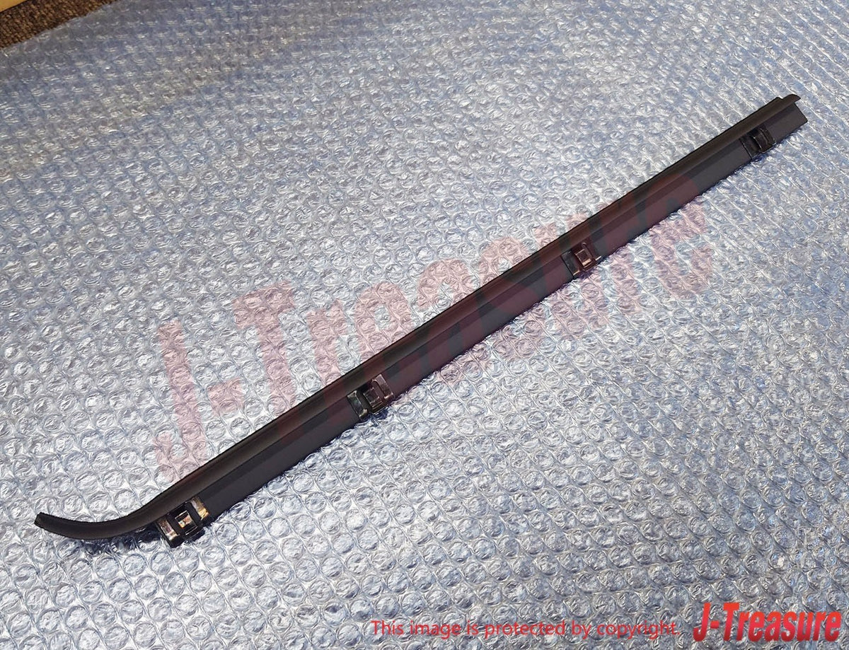 TOYOTA LAND CRUISER FJ40 '81-83 Genuine Fr/Door Glass W/strip In Out R & L Set