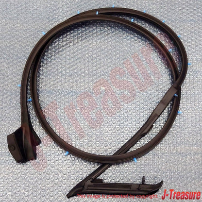 NISSAN 240SX SILVIA S13 89-94 Genuine Door Weatherstrip Seal Right Left Set OEM