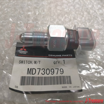 MITSUBISHI LANCER EVO 10 CZ4A Genuine Backup Reverse Light Switch & Seal Set