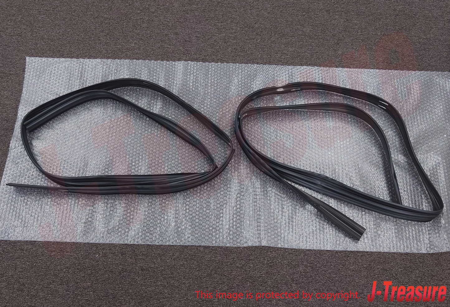 MITSUBISHI DELICA P0#W Genuine Rear Door Window Glass Runchannel RH & LH Set OEM