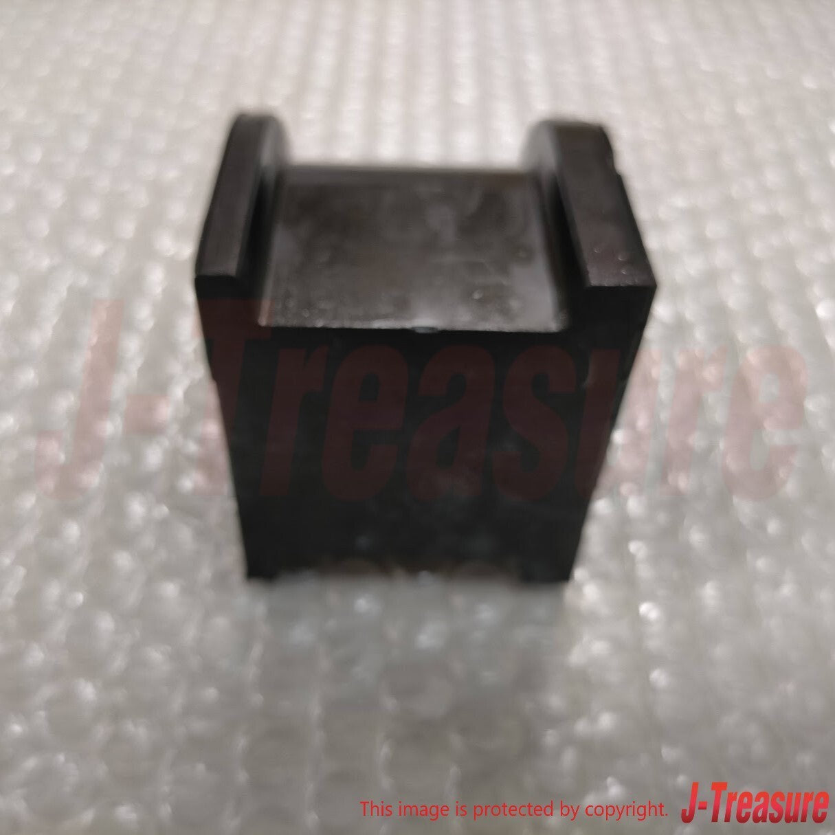 TOYOTA LAND CRUISER 200 LX570 Genuine Front Stabilizer Lower Bracket Bush x2 OEM