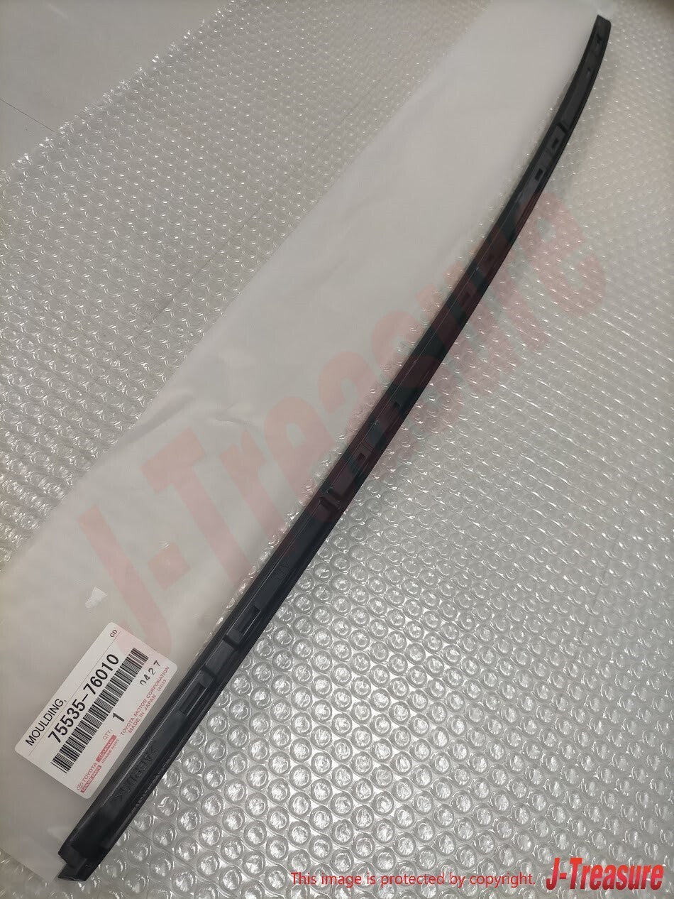 LEXUS CT200h ZWA10 11-17 Genuine Outside Windshield Moulding RH & LH Set OEM
