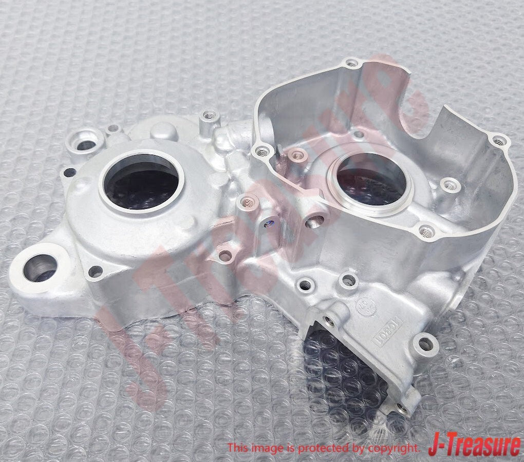 YAMAHA YZ125 2018-2022 Genuine Crankcase 1 1C3-15111-02-00 OEM
