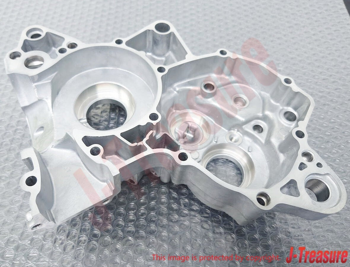 YAMAHA YZ125 2018-2022 Genuine Crankcase 1 1C3-15111-02-00 OEM