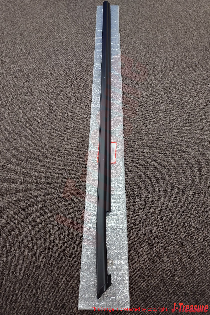 HONDA CIVIC EF9 1988-1989 Genuine Front Door Window Molding Right & Left Set OEM