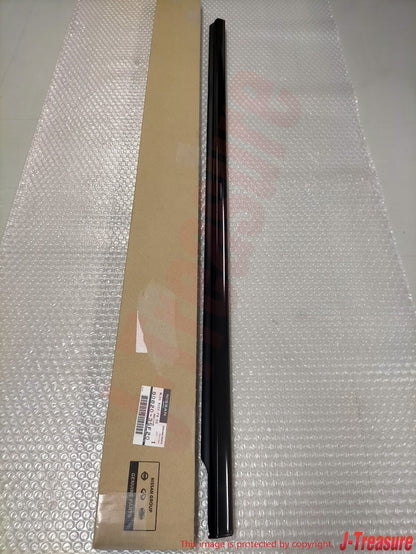 NISSAN 240SX S13 89-94 Genuine Front Door Outside Molding RH 80820-35F20 OEM