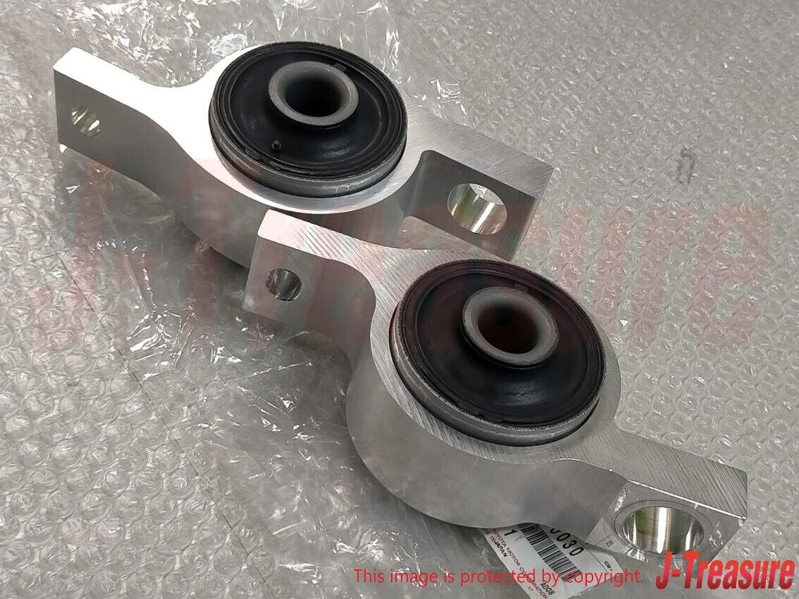 TOYOTA LEXUS IS250 IS350 Genuine Front Lower Control Arm Bush RH & LH Set OEM