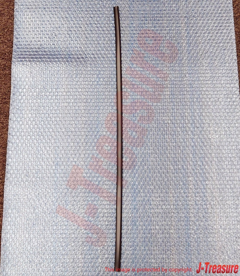 TOYOTA LAND CRUISER UZJ100 '98-07 Genuine Windshield O/S Moulding #2 RH or LH