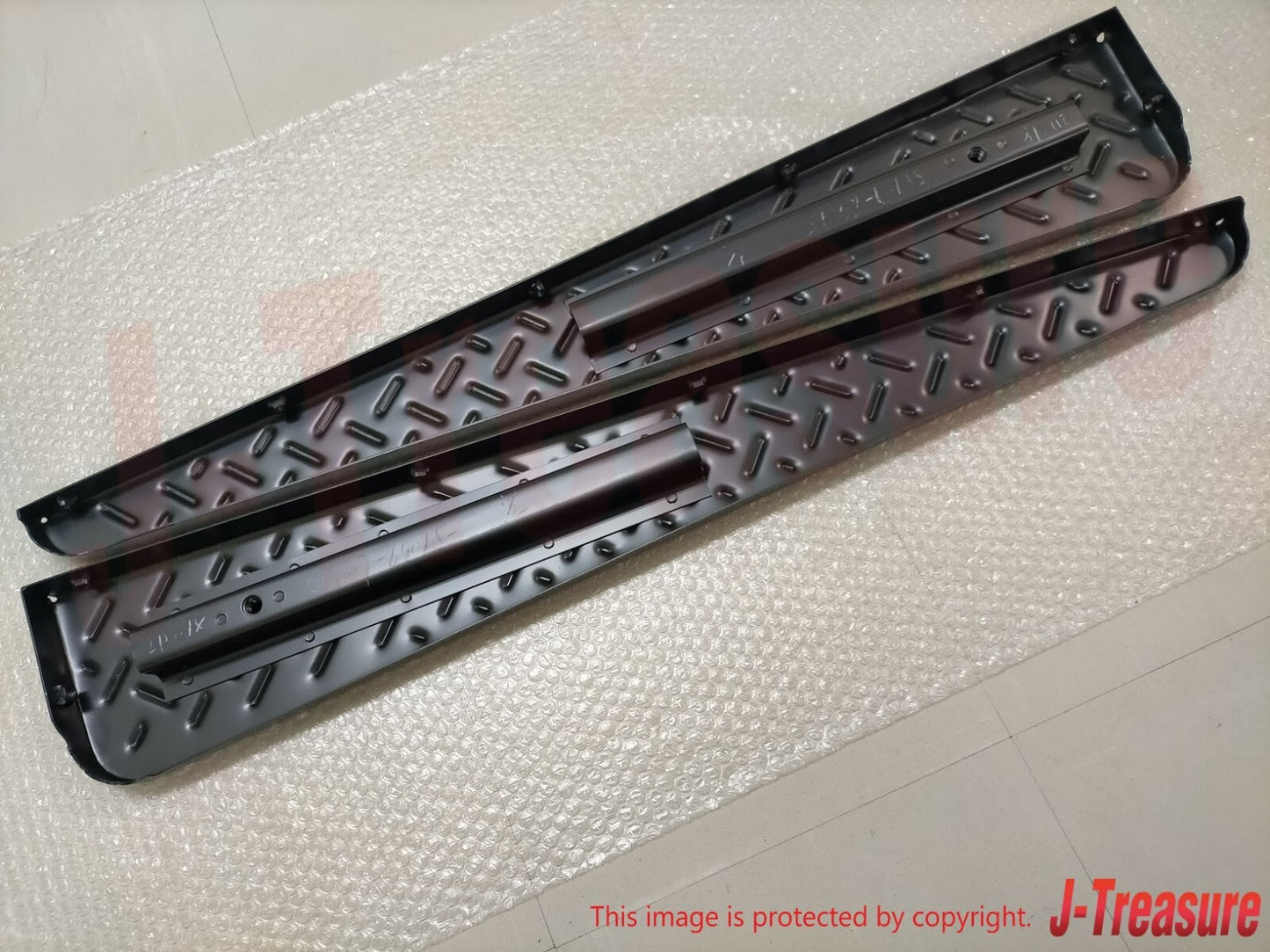 TOYOTA LAND CRUISER FJ40 FJ42 FJ43 FJ45 Genuine Front Step Assy 51707-69015 OEM