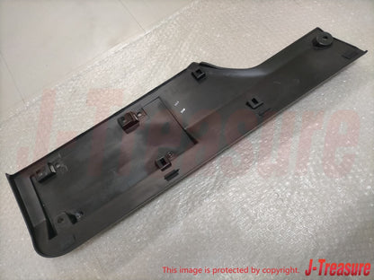 TOYOTA FJ CRUISER GSJ10 07-14 Genuine Back Door Outside Moulding RH & Clips Set