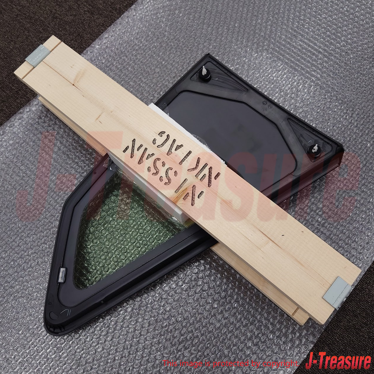NISSAN GT-R R35 '11-23 Genuine Rear Quarter Glass Window Left 83307-KB50B OEM