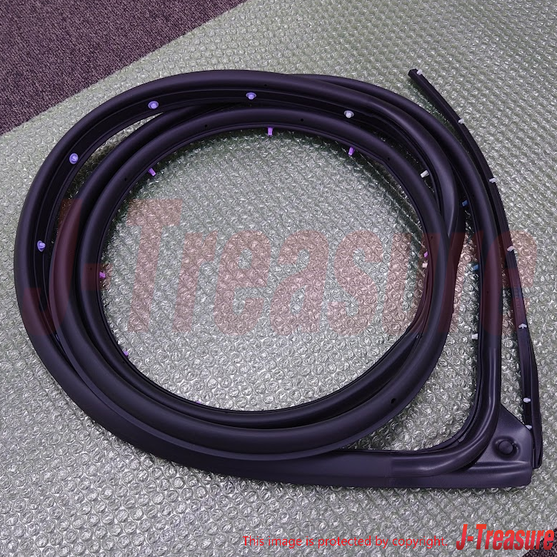 MITSUBISHI LANCER EVO 10 08-15 Genuine RR Door Opening Otr Weatherstrip RH OEM