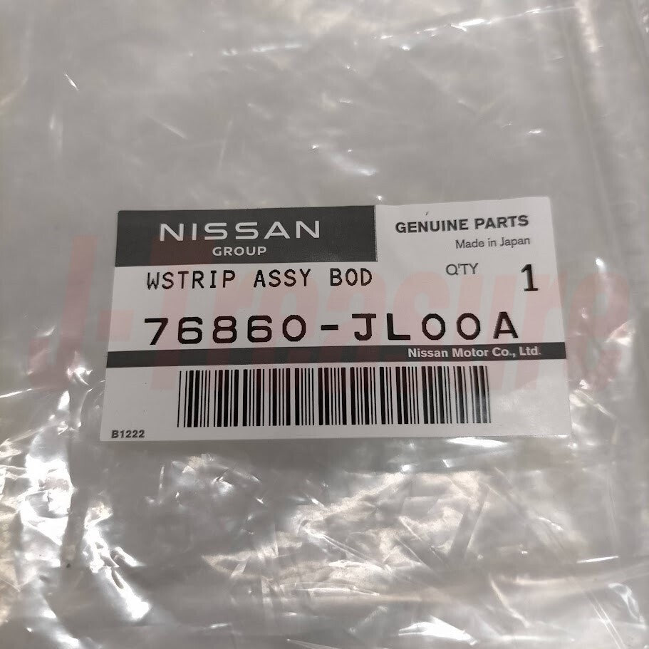 NISSAN INFINITI G37 2008-2013 Genuine Body Side Weatherstrip RH & LH Set OEM