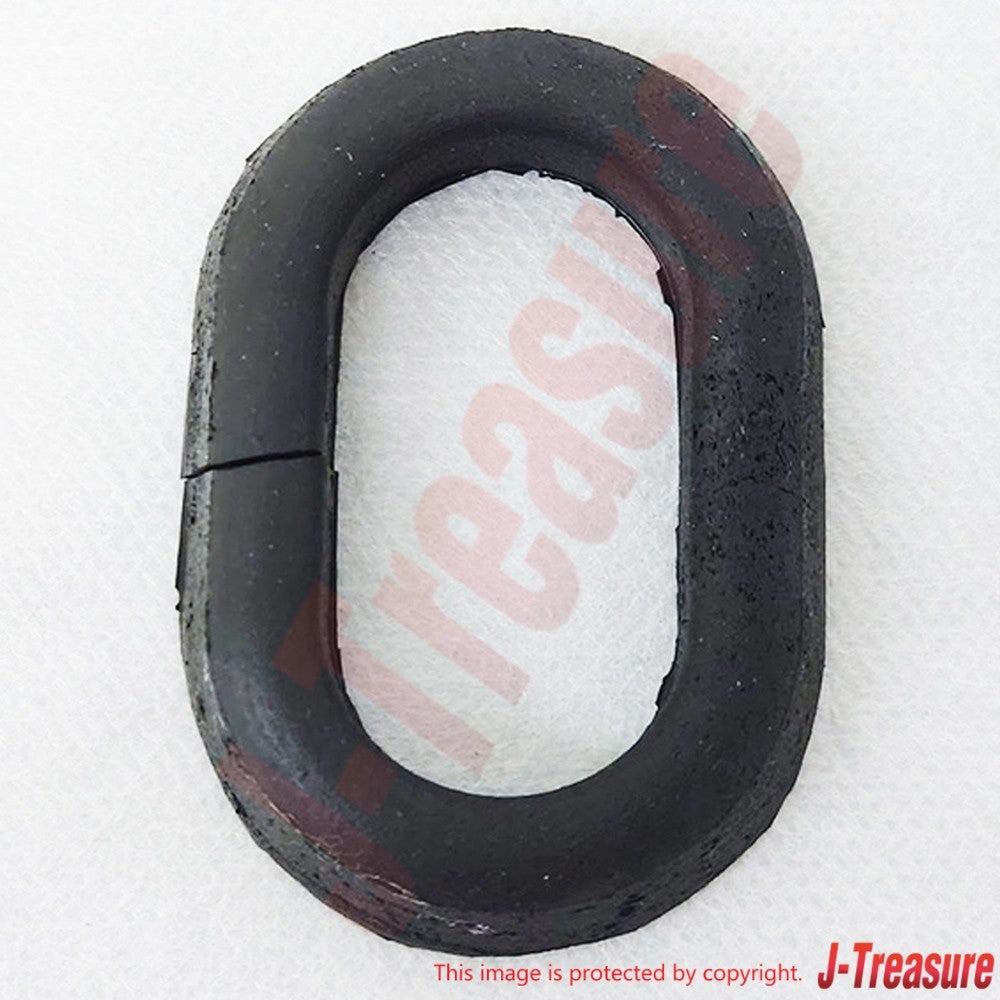 NISSAN DATSUN 1200 B110 B120 UTE SUNNY Genuine Hood Hinge Seal Rubbers 2pcs Set