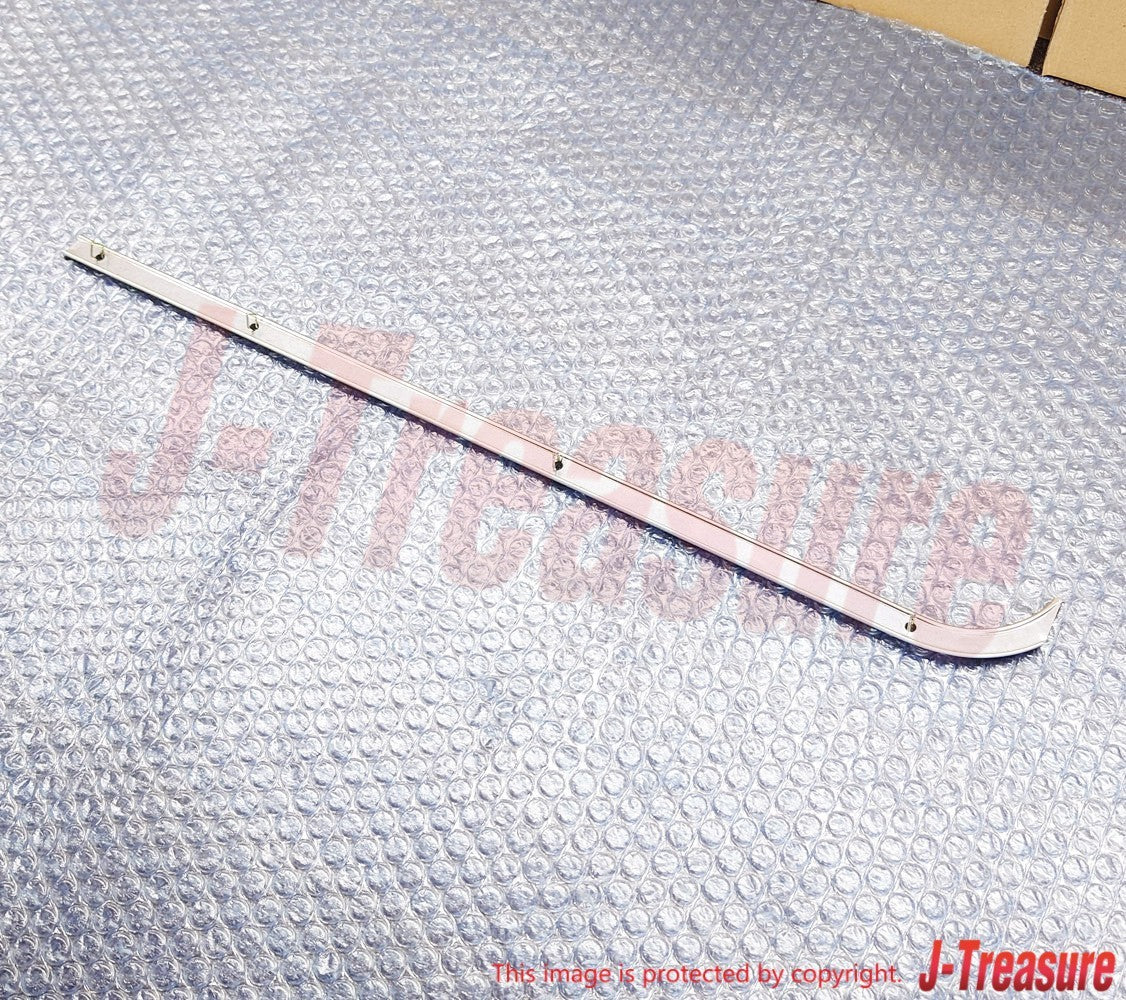 TOYOTA LAND CRUISER FJ40 '81-83 Genuine Fr/Door Glass Weatherstrip Inner RH W/VW