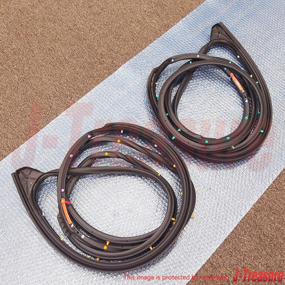 NISSAN NV200 M20 Genuine Fr/Door Weatherstrip RH & LH 80830-JX30A 80831-JX30A